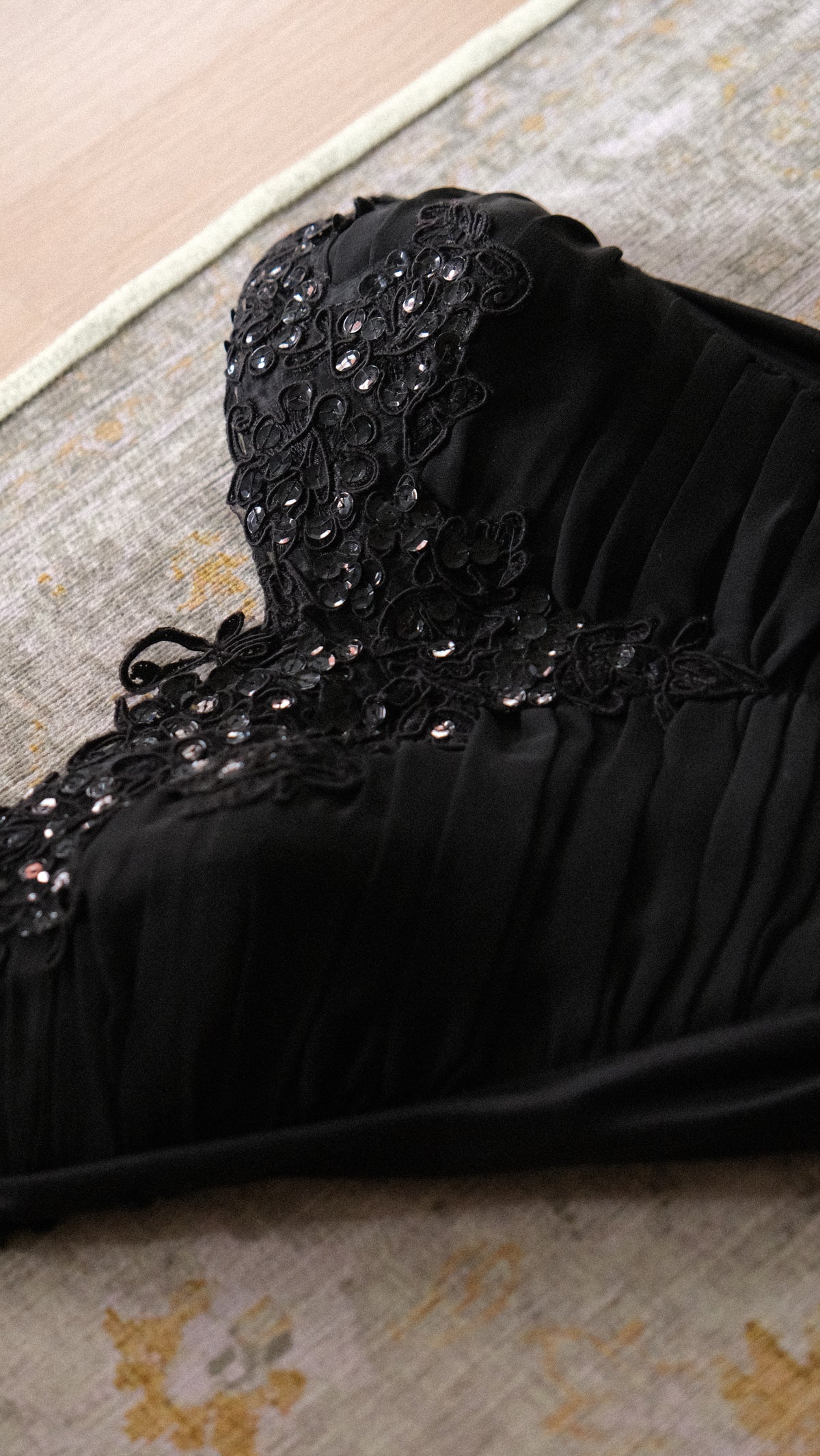 Vintage English designer black bustier ruffle dress (S-L)