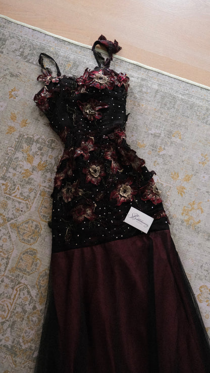 Vintage French burgundy floral dress (XS-S)