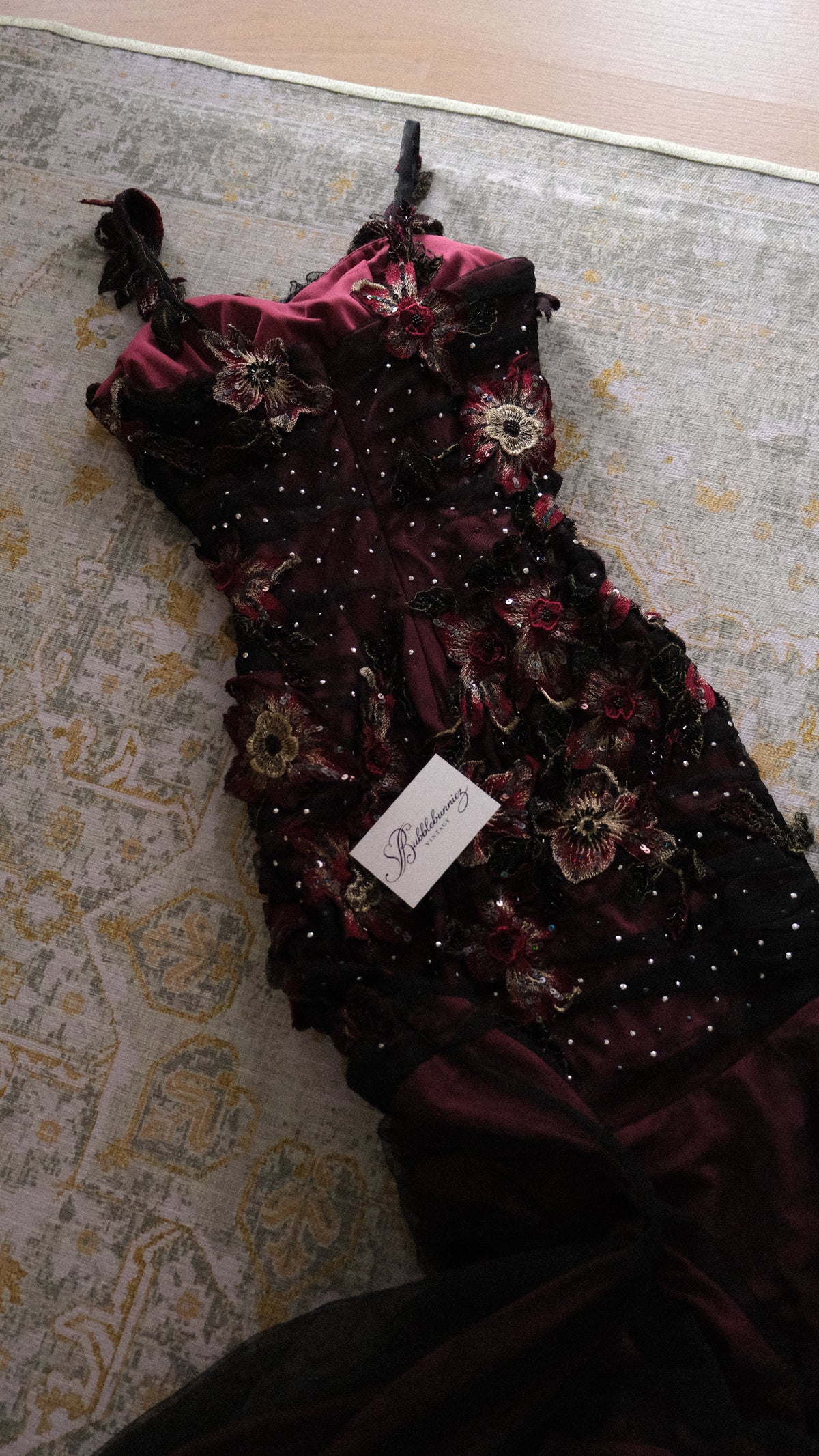 Vintage French burgundy floral dress (XS-S)