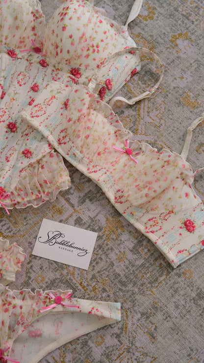 Vintage Chantal Thomass floral ruffle balconette (34B/75B)