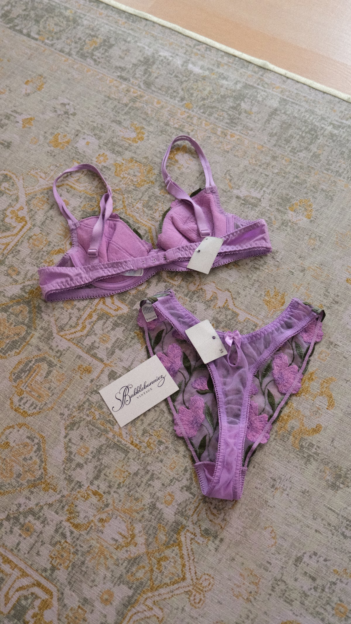 Vintage French whimsical lingerie set (70A/32A)