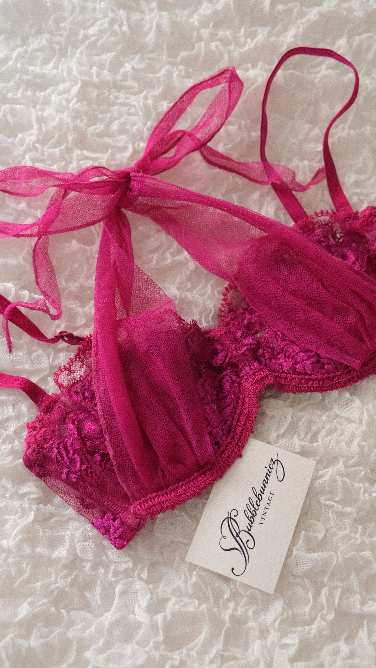 Vintage La Perla fuchsia sheer bow bra (34B/75B)