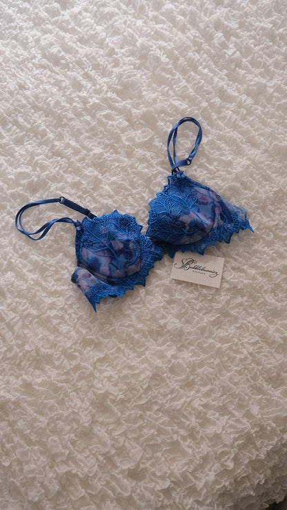 Vintage French vibrant blue bra (34B/75B)