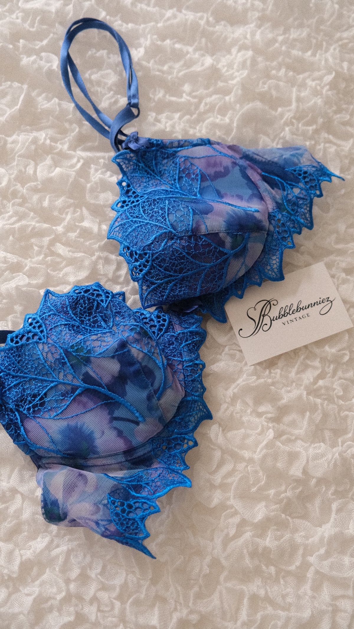 Vintage French vibrant blue bra (34B/75B)