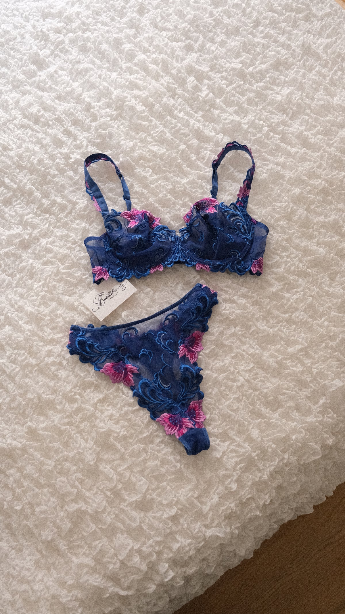 Vintage French floral lingerie set (70D/32D)