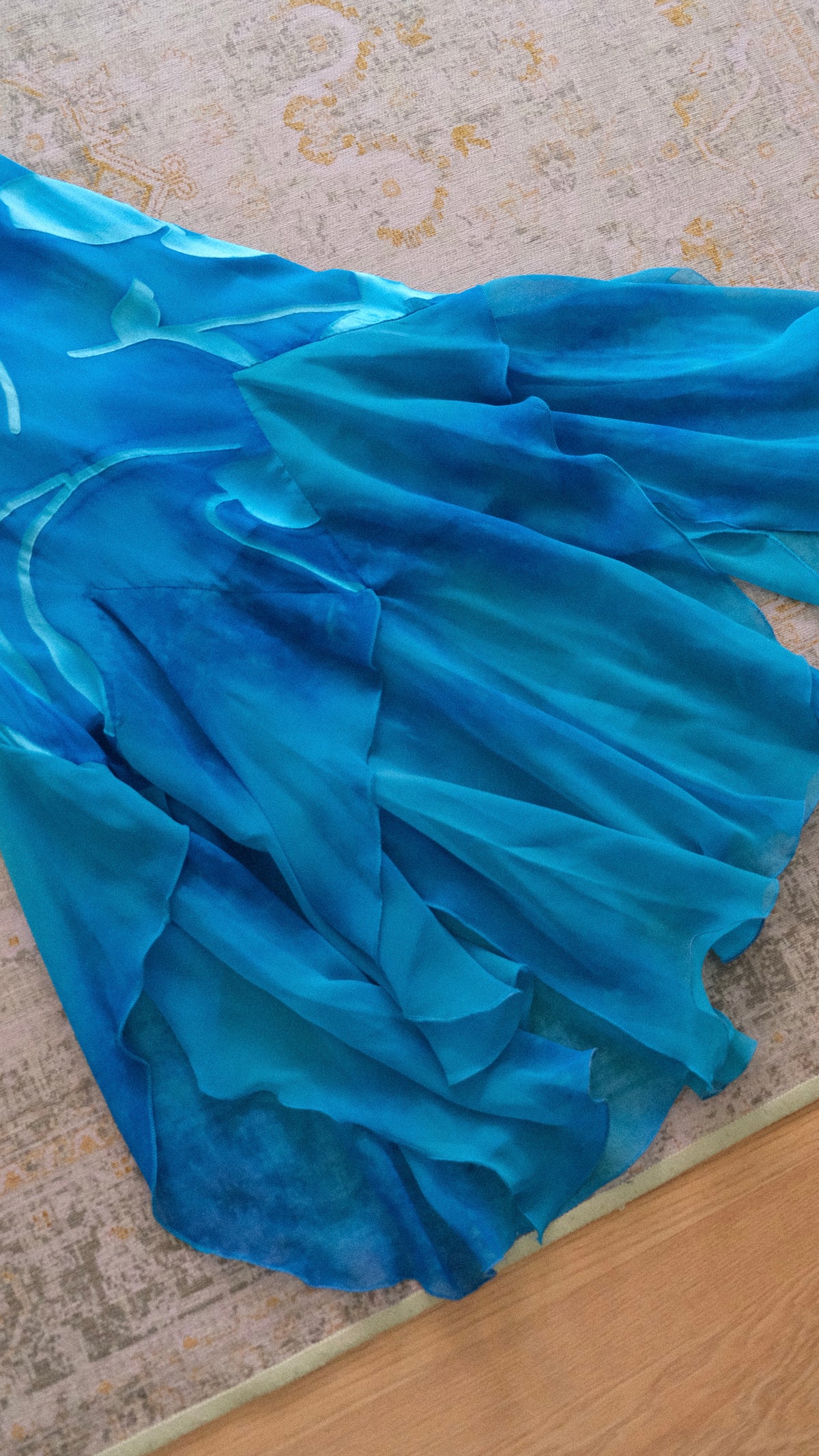 Vintage Spanish bright blue floral dress (M)