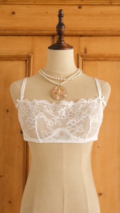 Vintage Italian white lace bra (80B/36B)