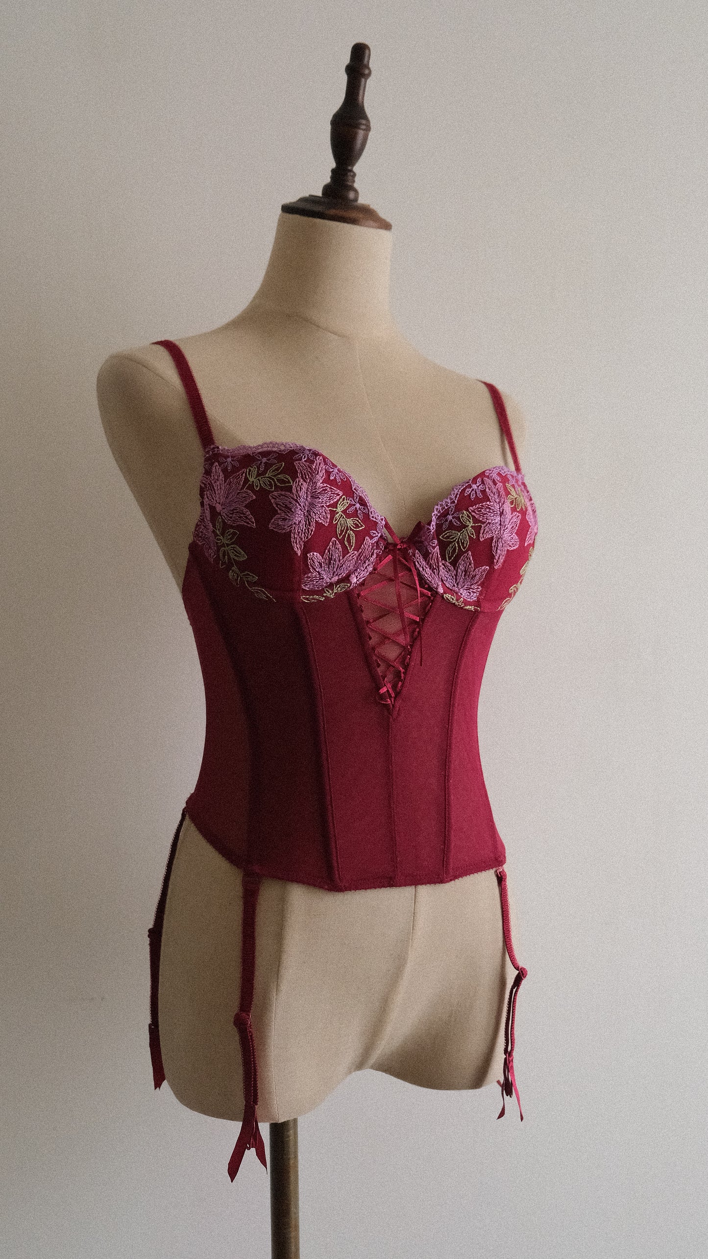 Red Velvet Floral corset (70B/32B)
