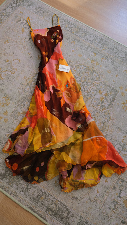 Vintage French dress with a golden touch (M-L)