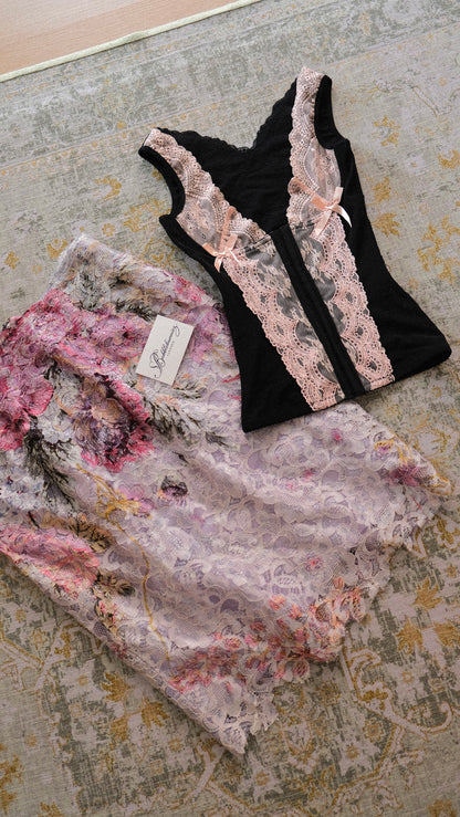Vintage black and pink underbust (XS/S)