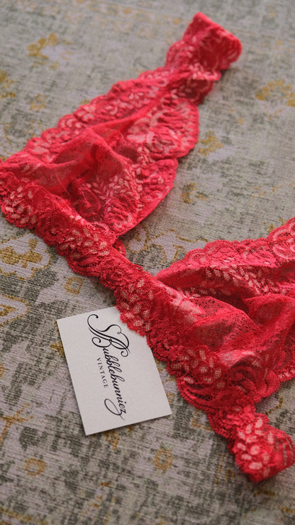 Vintage Malizia by La Perla berry red lace bralette (M-L)