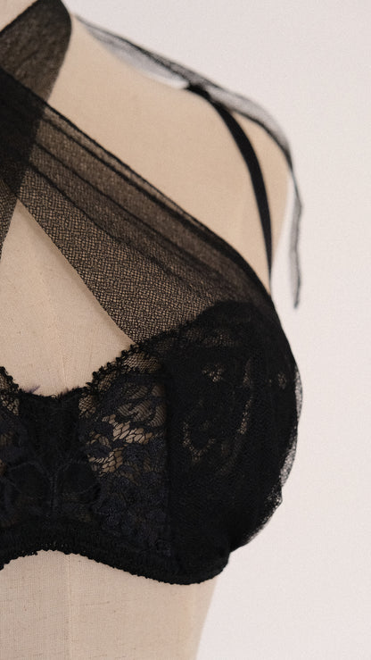 Vintage La Perla sheer bow bra (36B/80B)