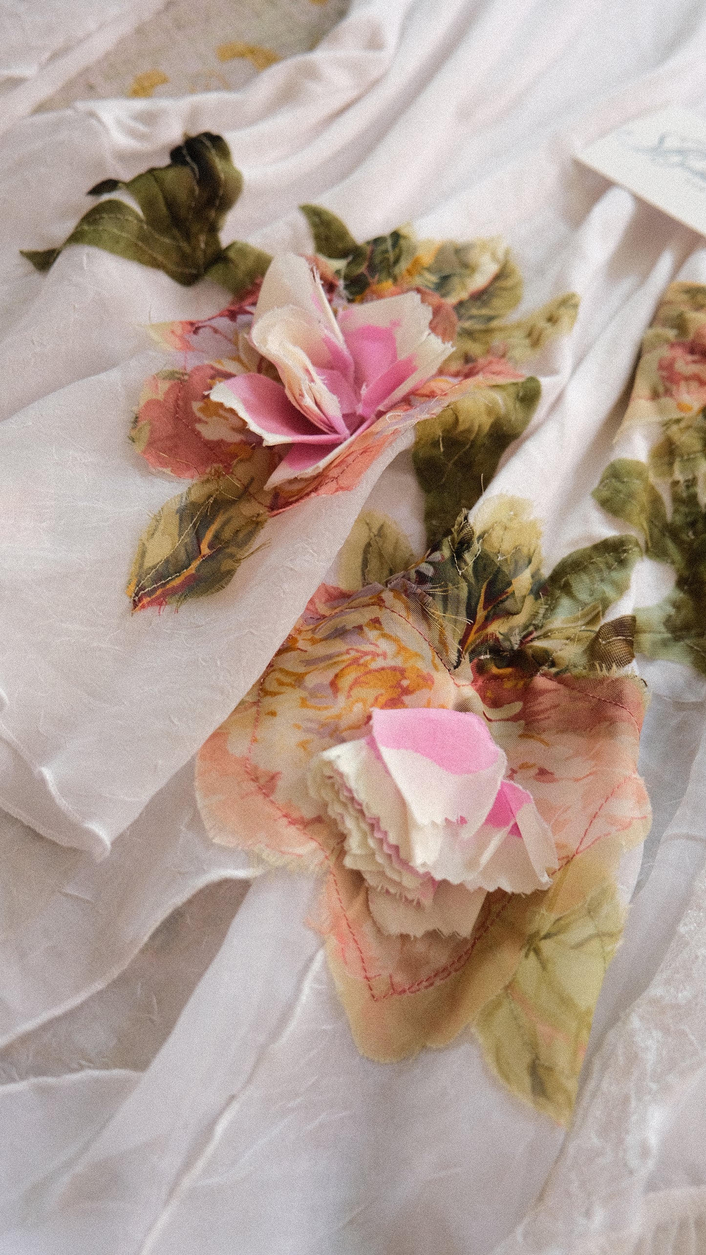 Vintage floral bell sleeve top (S/M-M)