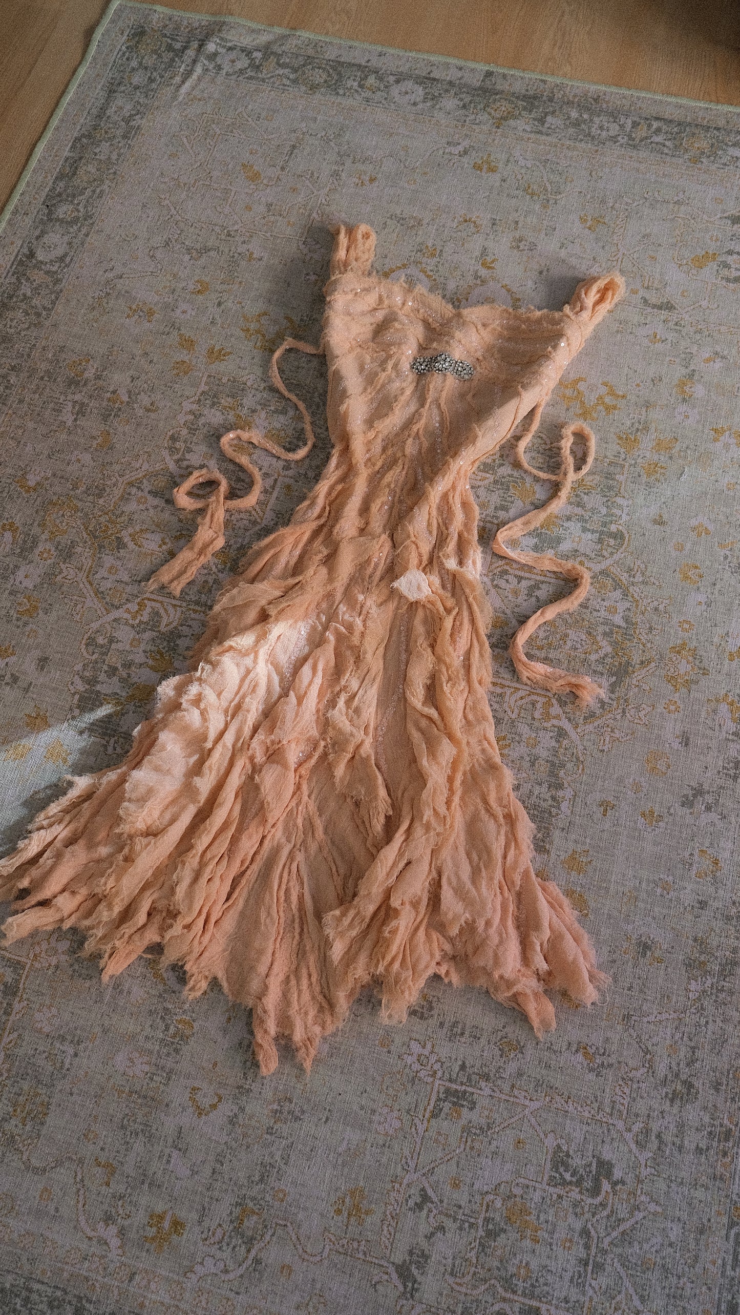 Vintage ruffled Spanish sequin dress (S/M-M)