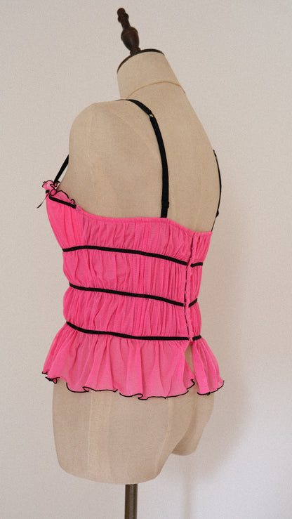 Vintage French hotpink ruffle corset (32B/70B)