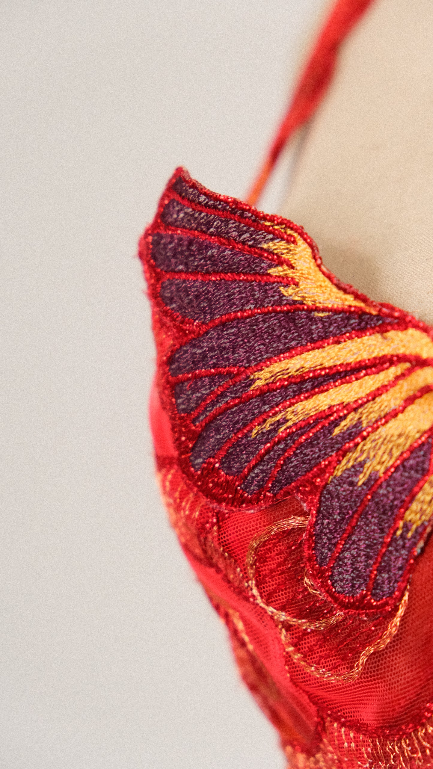 Red siren butterfly romance bra (75B/34B)