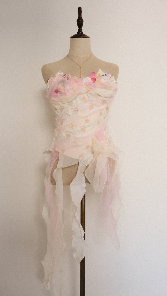 Delicate floral petal corset (65/70, 30/32)