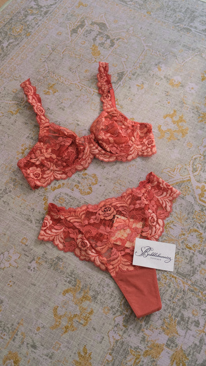 Vintage La Perla rose lingerie set (34/75, B cup)