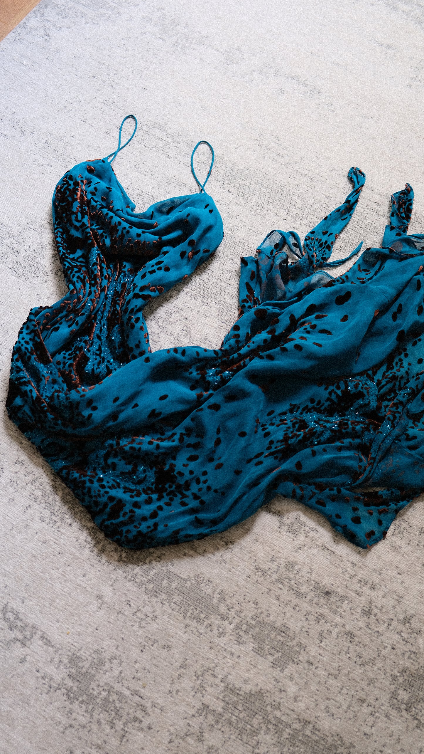 Azure Echo dress (M-L)
