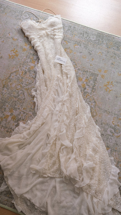 Vintage Spanish bridal mermaid dress (S-S/M)