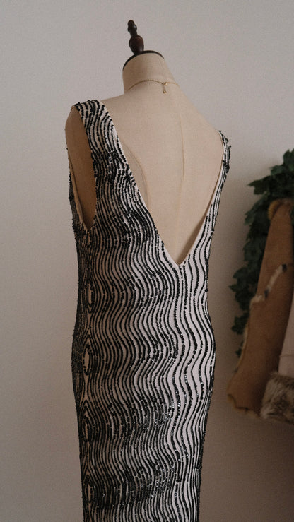 Vintage Spanish black and white sequin dress (M-L)