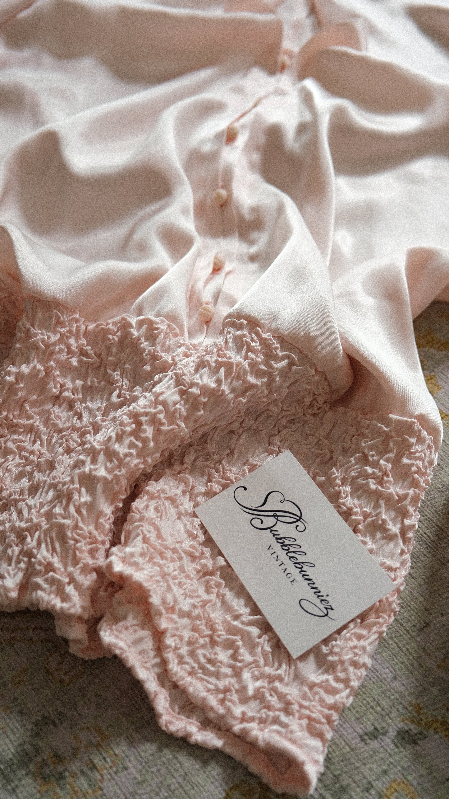 Vintage French soft pink long sleeve (M-L)