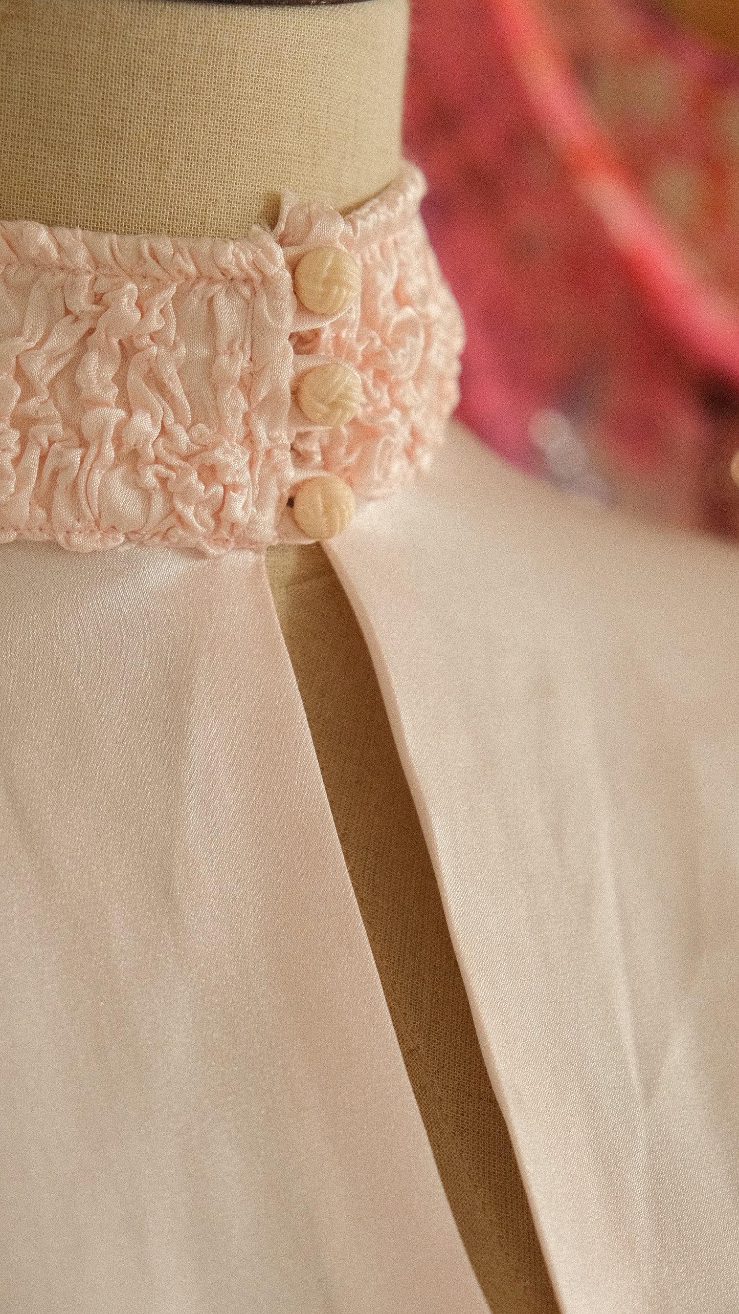 Vintage French soft pink long sleeve (M-L)