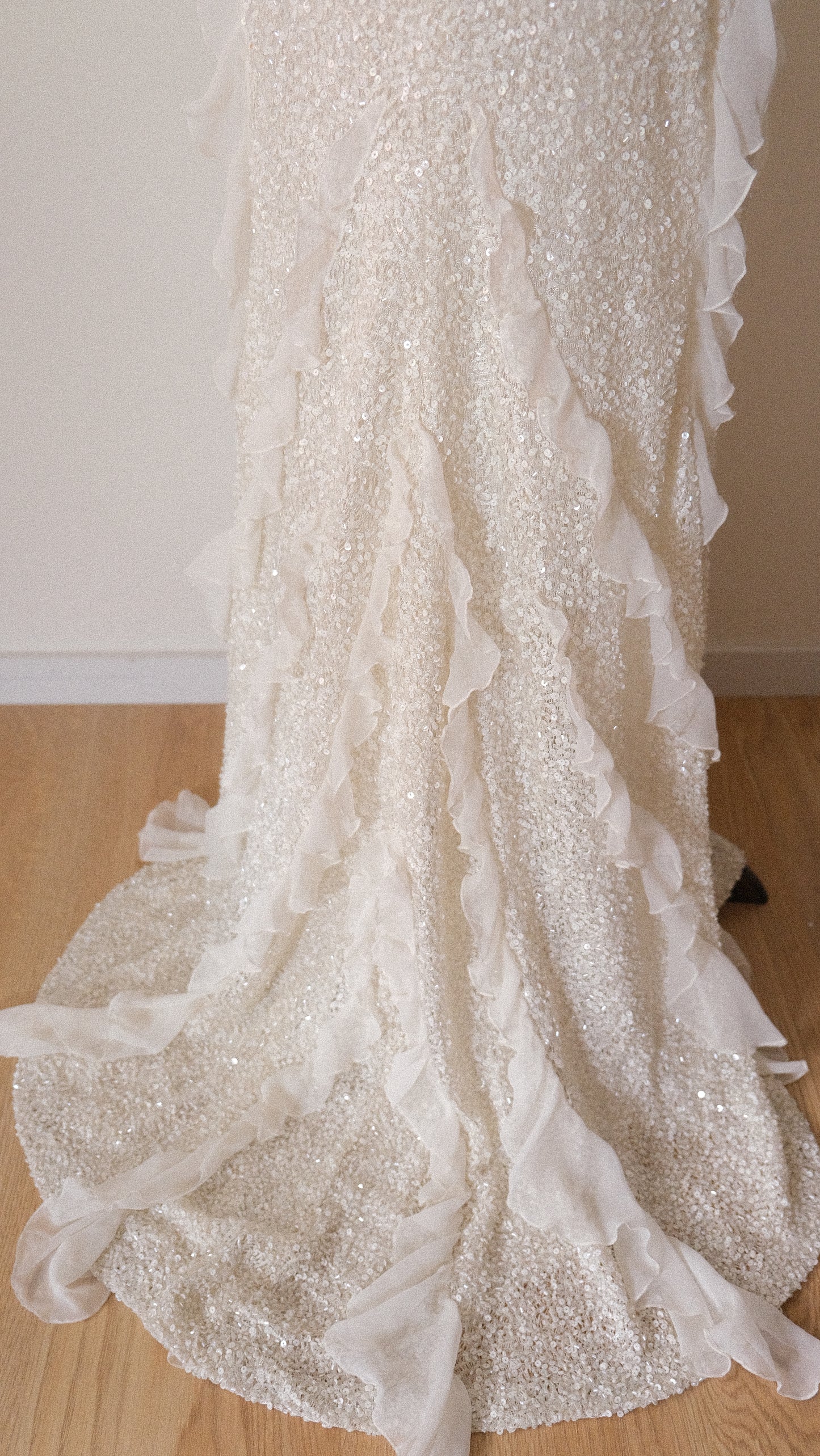Vintage Spanish bridal mermaid dress (S-S/M)