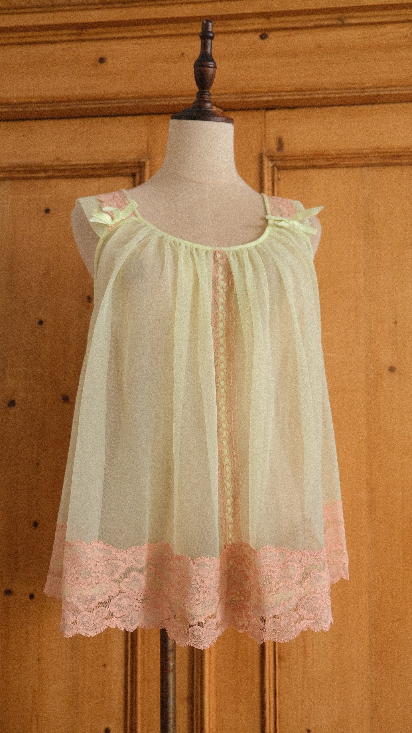 Vintage pale yellow sheer babydoll (S-M)