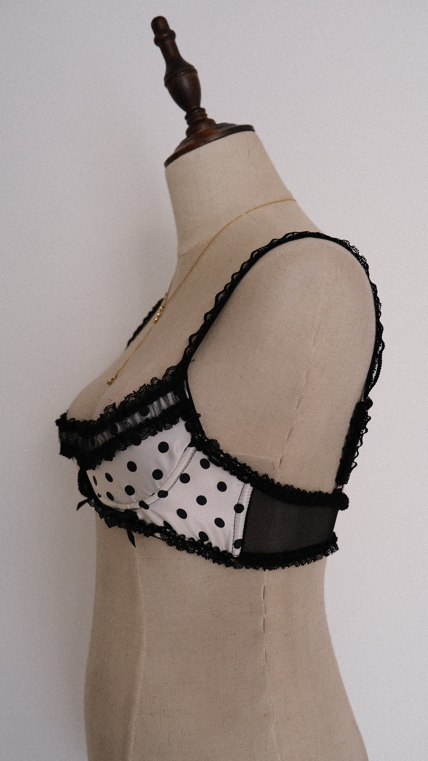 French Polkadot bra (32B/70B)
