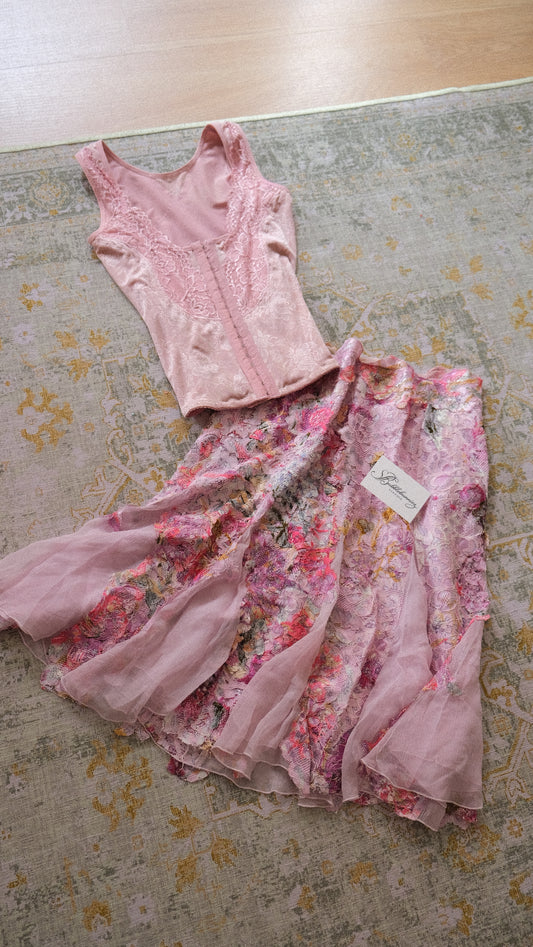 Vintage Italian soft pink flutter skirt (XS/S)