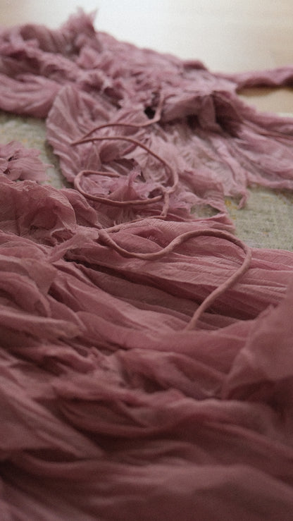 Dusty pink fairytale ruffle set: blouse & ruffled skirt (M)