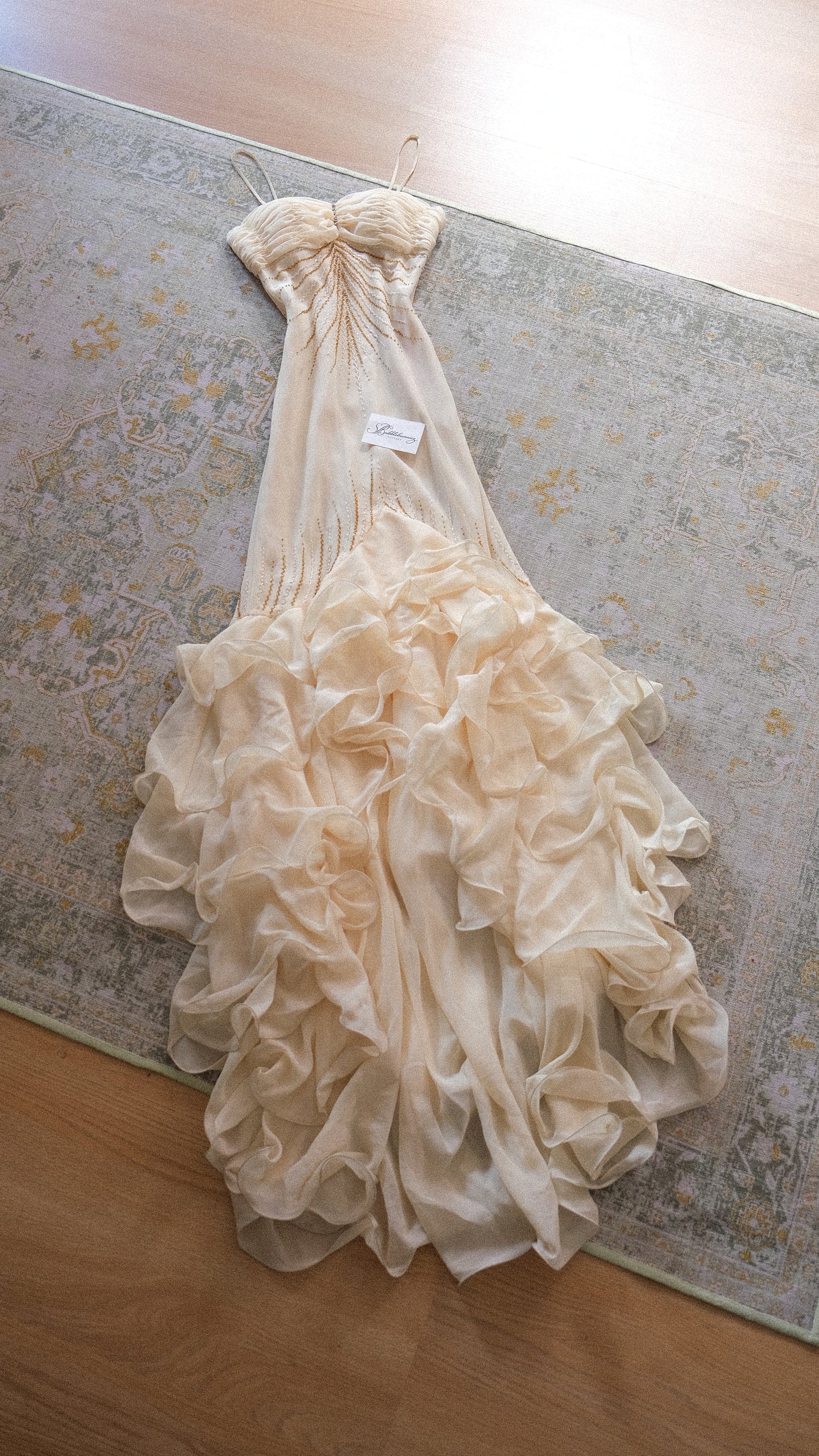 Vintage ivory ruffled mermaid gown (S)