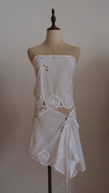 One of one lace 2 piece set (S)