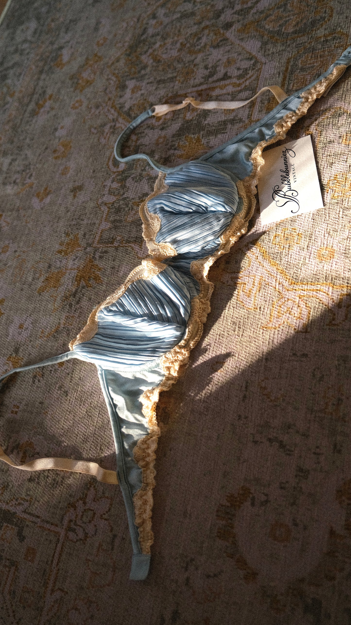 Vintage 1996s baby blue pleated La Perla bra (32/70, A/B cup)