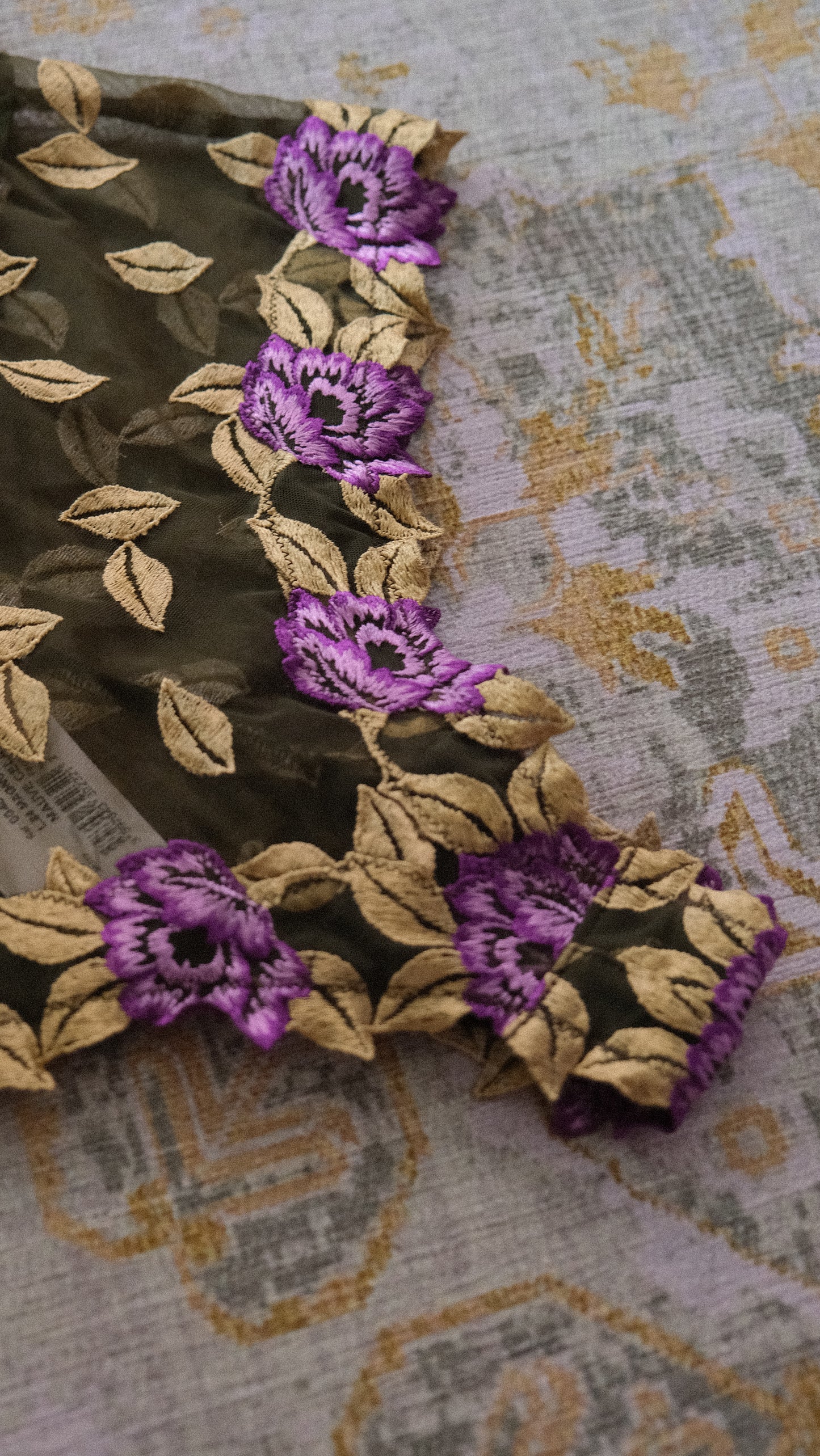 Forest florals NWT vintage French set (36/80 B, M)