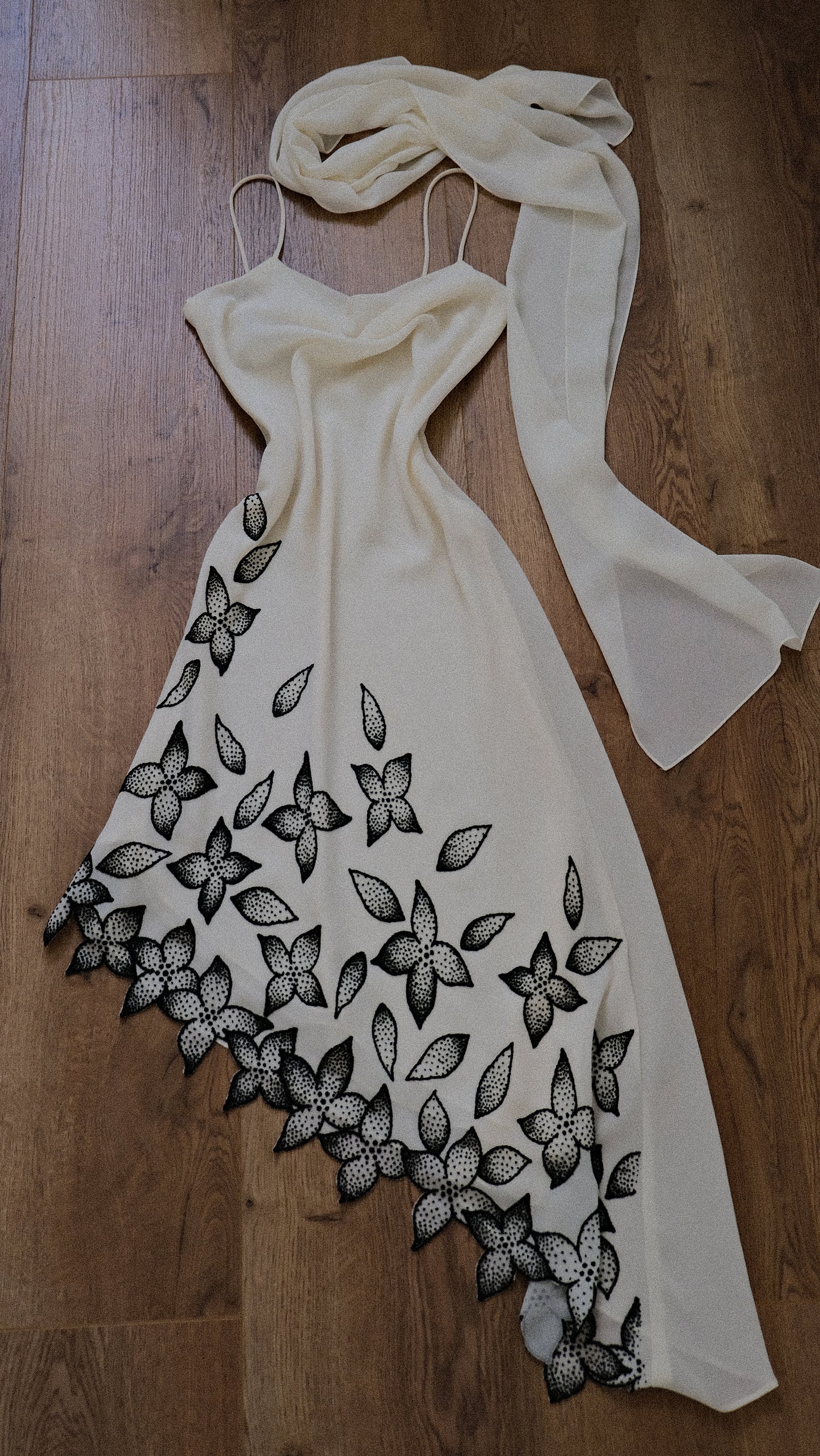 Ivory Bloom dress (S, S/M)