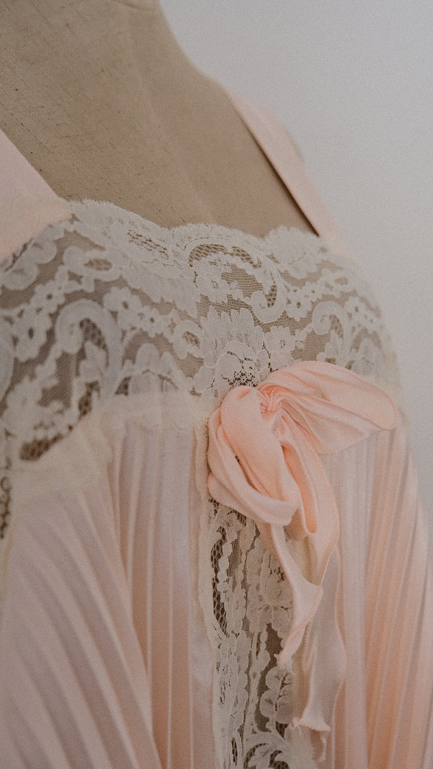 Vintage French pleated babydoll (M, M/L)