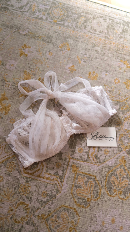 Vintage La Perla white ribbon bra (36B/80B)