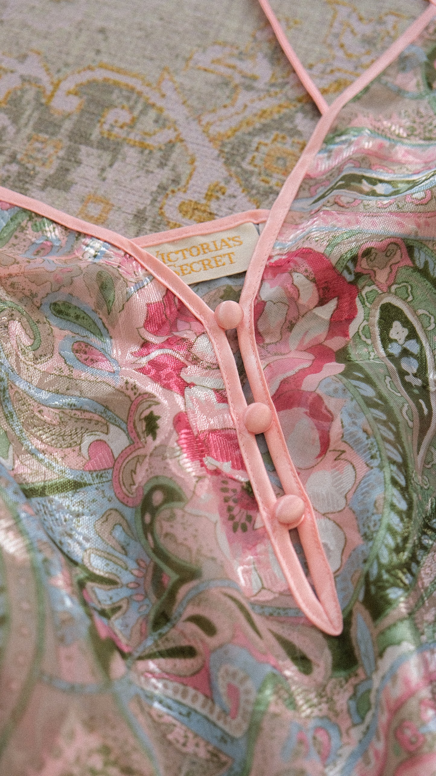 Vintage Victoria’s Secret ruffle teddy (M)