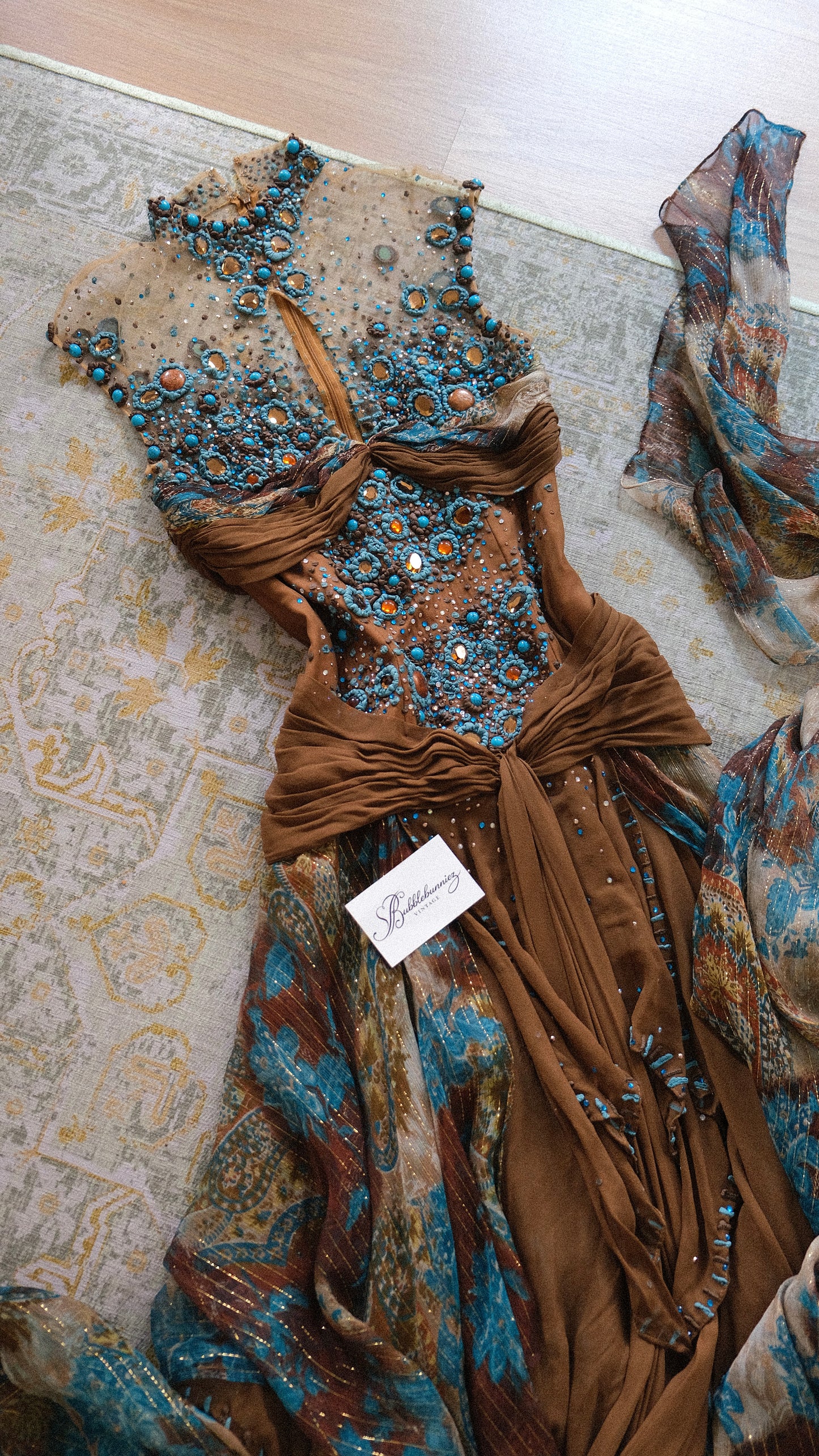 Vintage Italian siren dress (S/M-M)