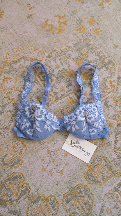 Vintage La Perla mermaid bra (32B/70B)