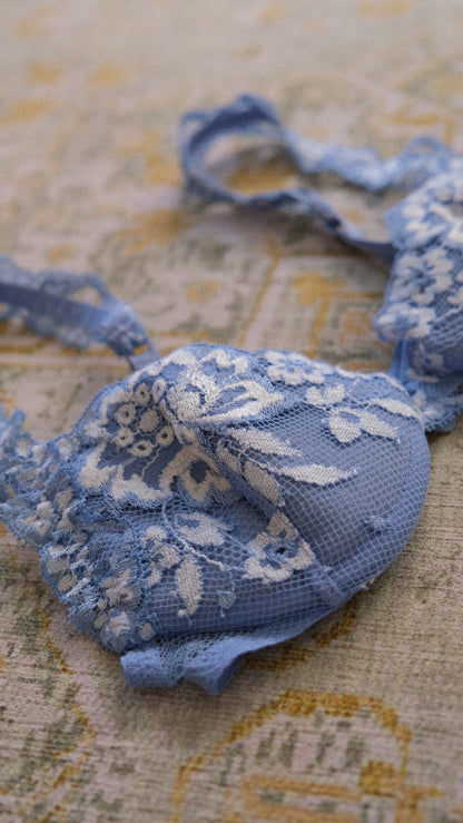 Vintage La Perla mermaid bra (32B/70B)