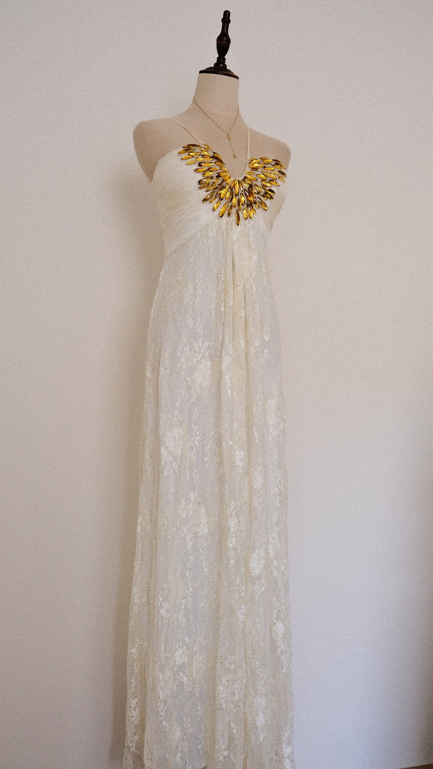 Elegant sunshine bridal dress (S)