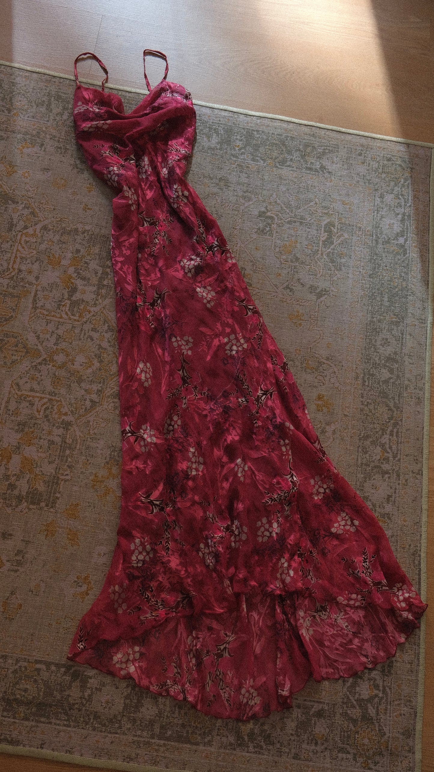 Vintage raspberry pink floral dress (S-M)