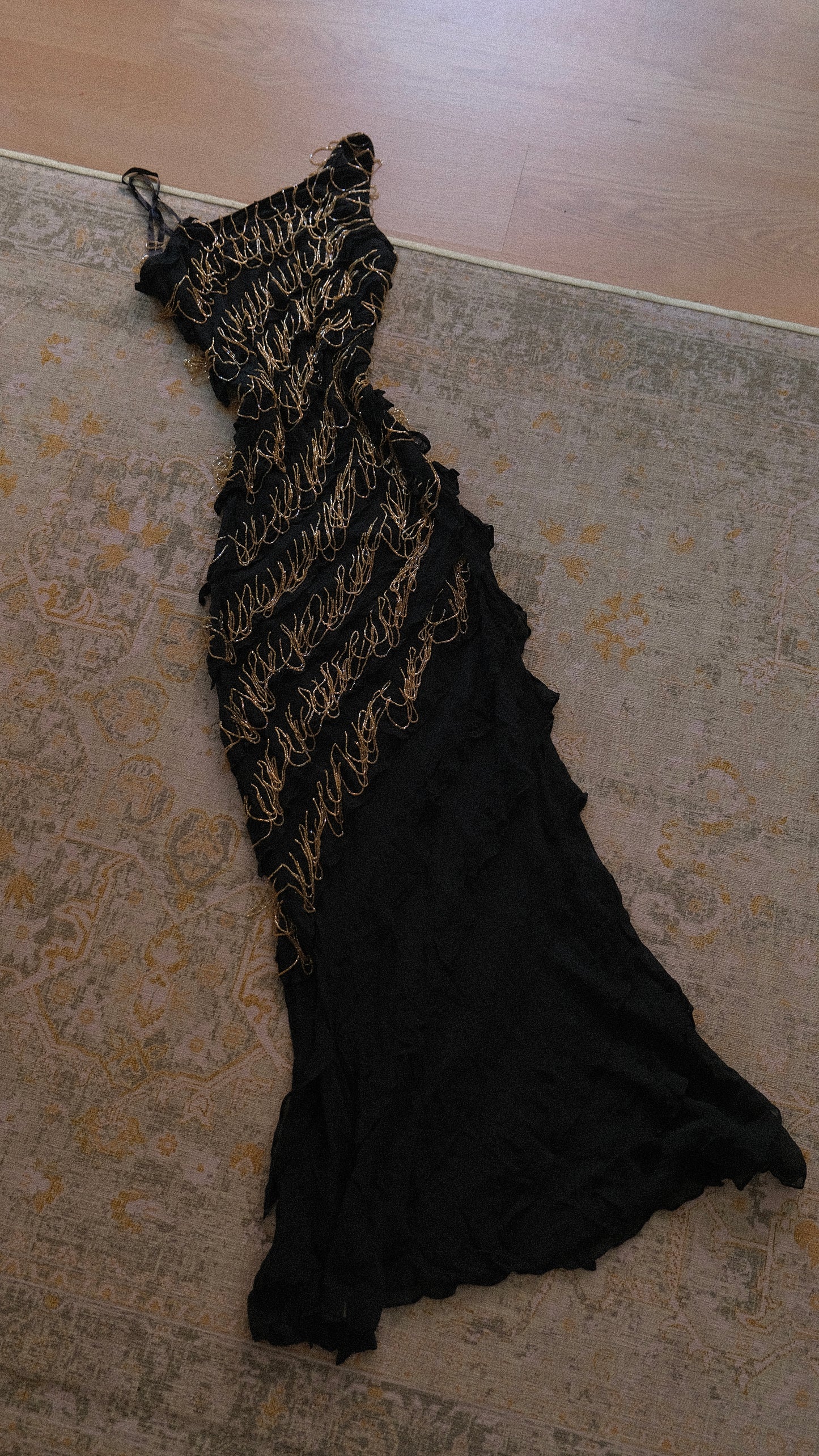 Black and gold vintage evening dress (M)