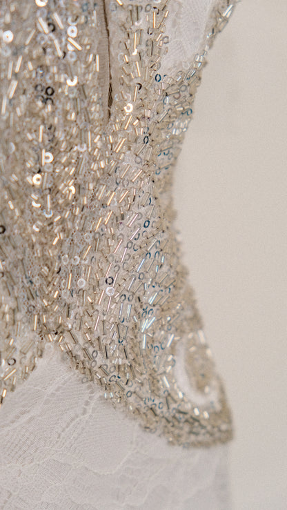Ice princess wedding dress (M/L, L)