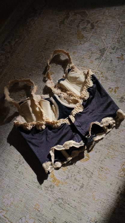 1996 La Perla navy pleated corset (34/75)