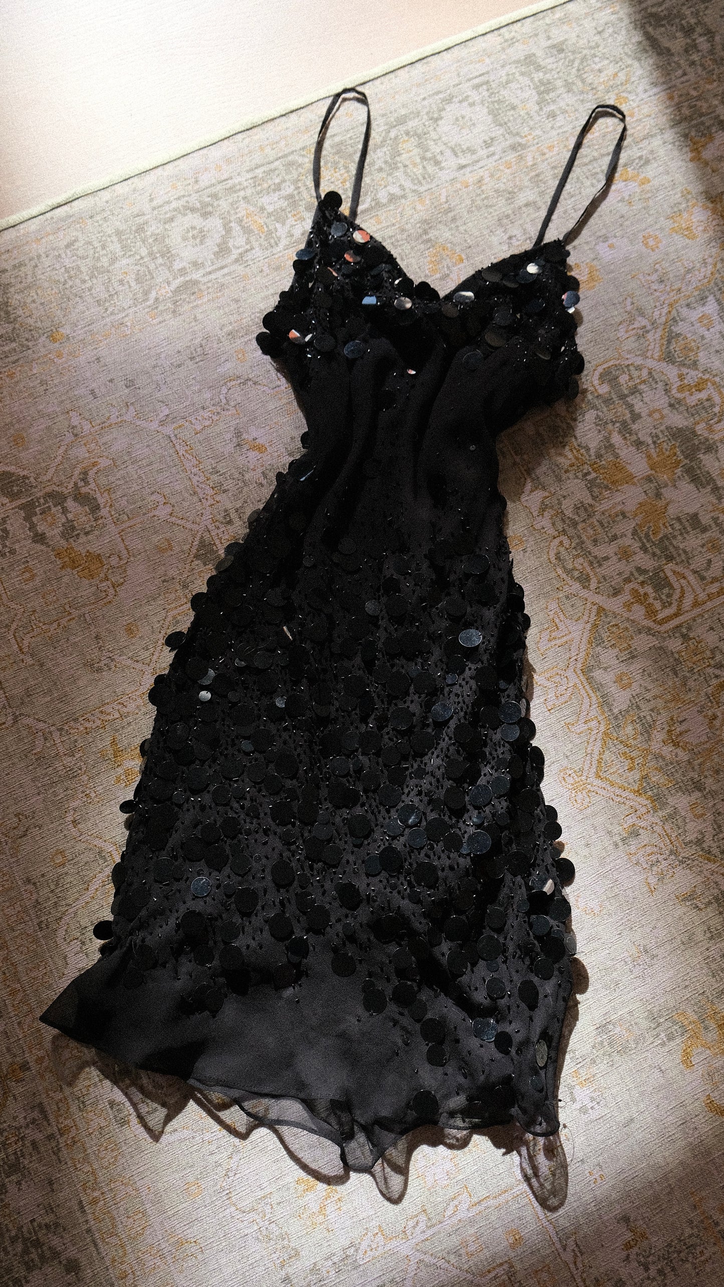 Yve London sequin dress (S-M)