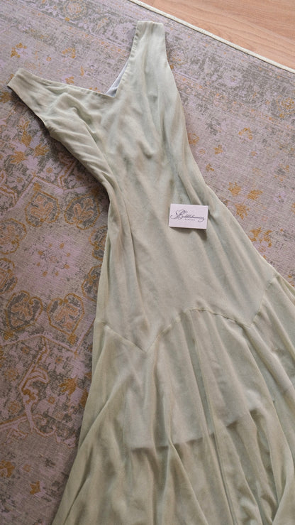 Vintage Yve London mint green flutter dress (M)